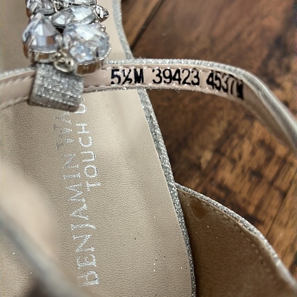 BENJAMIN WALK Touch Ups BEATRIX WEDGE SANDALS with chunky rhinestones 5.5 - Picture 13 of 14